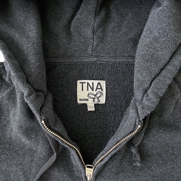 Vintage TNA Aritzia Crop Hoodie Full Zip Fleece Sweater Grey Women's Size XXS - Picture 3 of 4